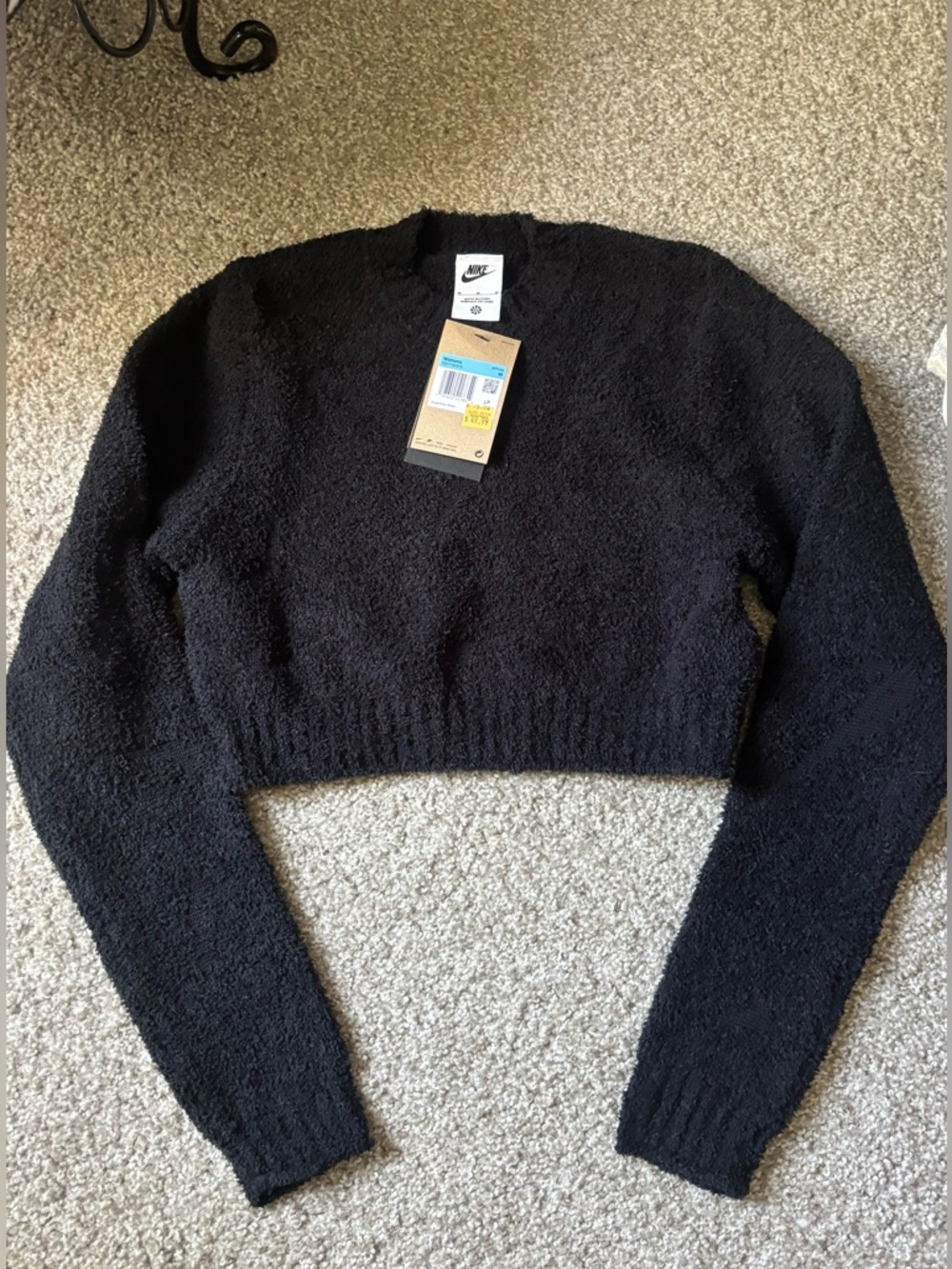 Nike Black Fuzzy Cropped Pullover
